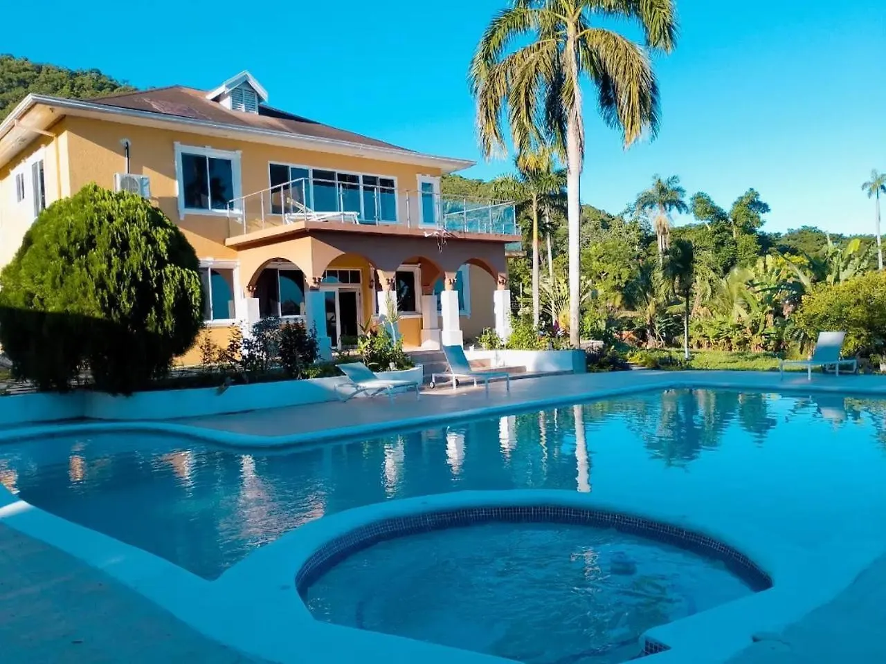 La Costa Villa location